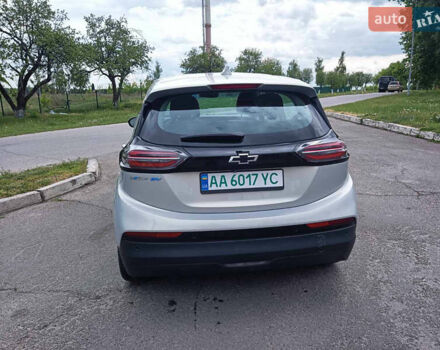 Серый Шевроле Bolt EV, объемом двигателя 0 л и пробегом 95 тыс. км за 17800 $, фото 6 на Automoto.ua