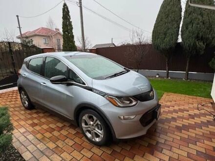 Серый Шевроле Bolt EV, объемом двигателя 0 л и пробегом 103 тыс. км за 14000 $, фото 1 на Automoto.ua