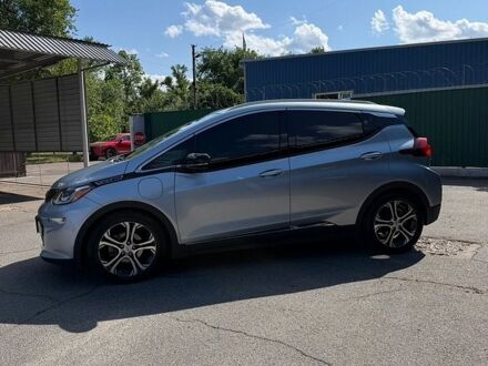 Серый Шевроле Bolt EV, объемом двигателя 0 л и пробегом 156 тыс. км за 13700 $, фото 1 на Automoto.ua