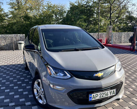 Сірий Шевроле Bolt EV, об'ємом двигуна 0 л та пробігом 931 тис. км за 14300 $, фото 1 на Automoto.ua