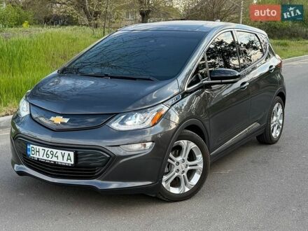 Серый Шевроле Bolt EV, объемом двигателя 0 л и пробегом 105 тыс. км за 13999 $, фото 1 на Automoto.ua