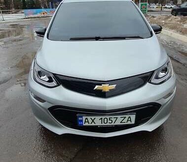 Серый Шевроле Bolt EV, объемом двигателя 0 л и пробегом 62 тыс. км за 15990 $, фото 1 на Automoto.ua
