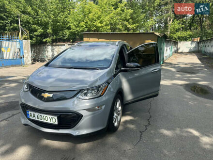 Шевроле Bolt EV 2019 в Киеве на Automoto.ua Серый Шевроле Bolt EV, объемом двигателя 0 л и пробегом 69 тыс. км за 15000 $, фото 1 на Automoto.ua
