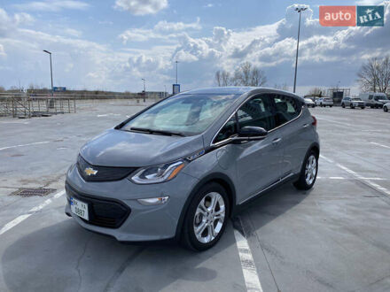 Шевроле Bolt EV 2020 в Ровно на Automoto.ua Серый Шевроле Bolt EV, объемом двигателя 0 л и пробегом 65 тыс. км за 14000 $, фото 1 на Automoto.ua