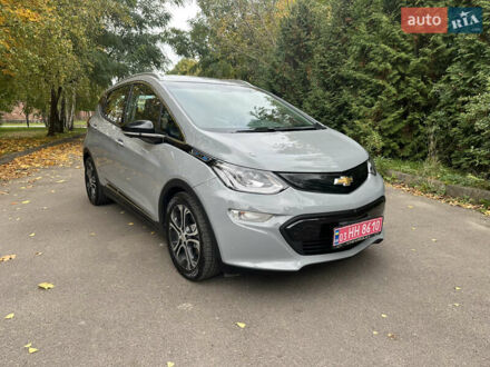 Шевроле Bolt EV 2020 в Ровно на Automoto.ua Серый Шевроле Bolt EV, объемом двигателя 0 л и пробегом 65 тыс. км за 16900 $, фото 1 на Automoto.ua