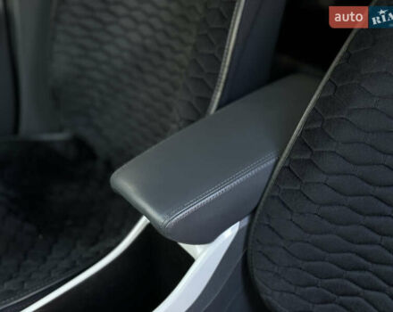 Синий Шевроле Bolt EV, объемом двигателя 0 л и пробегом 125 тыс. км за 13500 $, фото 30 на Automoto.ua