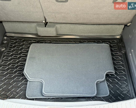 Синий Шевроле Bolt EV, объемом двигателя 0 л и пробегом 64 тыс. км за 17200 $, фото 14 на Automoto.ua