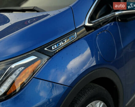 Синий Шевроле Bolt EV, объемом двигателя 0 л и пробегом 125 тыс. км за 13500 $, фото 3 на Automoto.ua