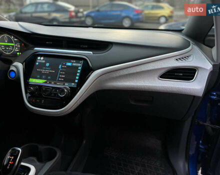 Синий Шевроле Bolt EV, объемом двигателя 0 л и пробегом 125 тыс. км за 13500 $, фото 37 на Automoto.ua