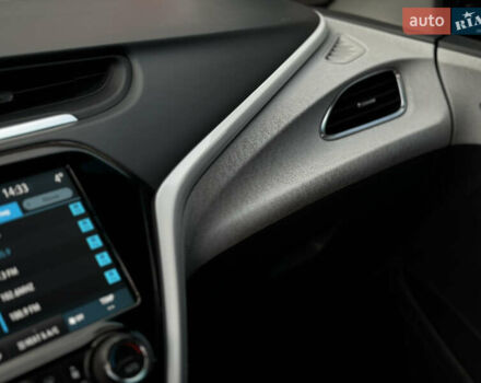 Синий Шевроле Bolt EV, объемом двигателя 0 л и пробегом 125 тыс. км за 13500 $, фото 43 на Automoto.ua