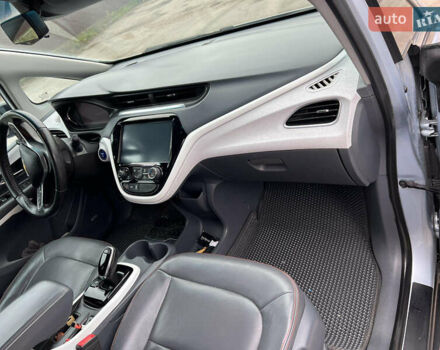 Синий Шевроле Bolt EV, объемом двигателя 0 л и пробегом 82 тыс. км за 19100 $, фото 16 на Automoto.ua