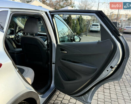 Синий Шевроле Bolt EV, объемом двигателя 0 л и пробегом 64 тыс. км за 17200 $, фото 15 на Automoto.ua