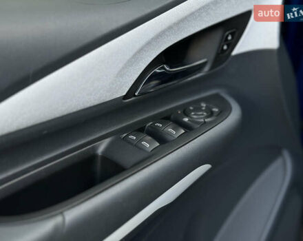 Синій Шевроле Bolt EV, об'ємом двигуна 0 л та пробігом 125 тис. км за 13500 $, фото 28 на Automoto.ua