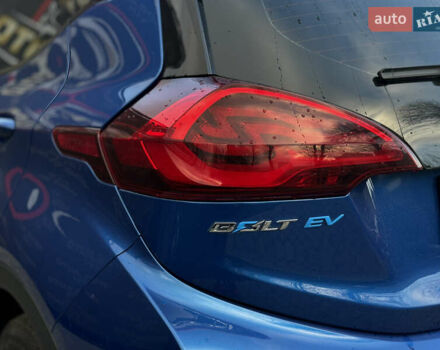 Синий Шевроле Bolt EV, объемом двигателя 0 л и пробегом 125 тыс. км за 13500 $, фото 22 на Automoto.ua