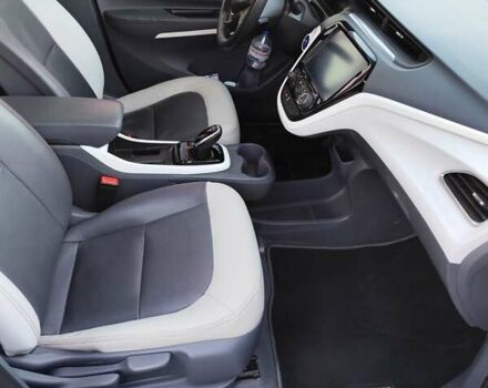Синий Шевроле Bolt EV, объемом двигателя 0 л и пробегом 83 тыс. км за 14999 $, фото 26 на Automoto.ua