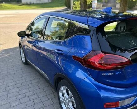 Синий Шевроле Bolt EV, объемом двигателя 0 л и пробегом 45 тыс. км за 16000 $, фото 5 на Automoto.ua