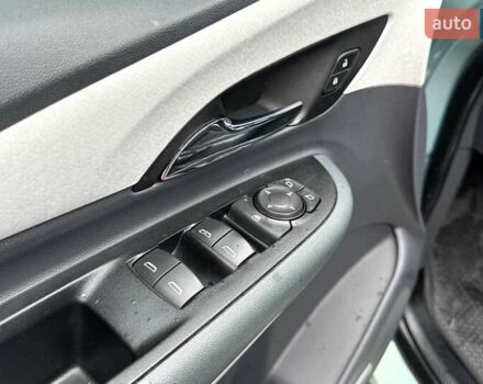 Синий Шевроле Bolt EV, объемом двигателя 0 л и пробегом 93 тыс. км за 14190 $, фото 20 на Automoto.ua