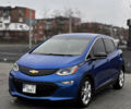 Синий Шевроле Bolt EV, объемом двигателя 0 л и пробегом 101 тыс. км за 14200 $, фото 1 на Automoto.ua