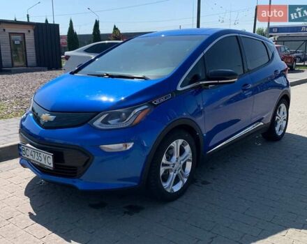 Синий Шевроле Bolt EV, объемом двигателя 0 л и пробегом 67 тыс. км за 16300 $, фото 2 на Automoto.ua