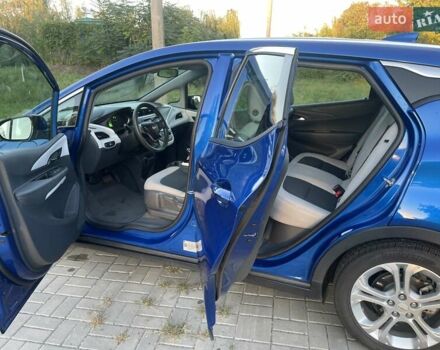 Синий Шевроле Bolt EV, объемом двигателя 0 л и пробегом 62 тыс. км за 15999 $, фото 22 на Automoto.ua