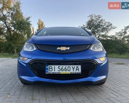 Синий Шевроле Bolt EV, объемом двигателя 0 л и пробегом 62 тыс. км за 15999 $, фото 4 на Automoto.ua