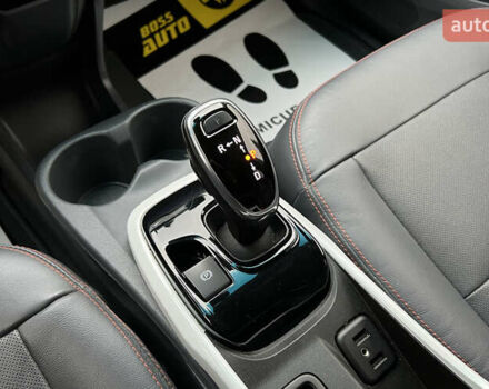 Синий Шевроле Bolt EV, объемом двигателя 0 л и пробегом 89 тыс. км за 14999 $, фото 15 на Automoto.ua