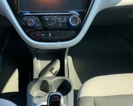 Синий Шевроле Bolt EV, объемом двигателя 0 л и пробегом 67 тыс. км за 16300 $, фото 16 на Automoto.ua