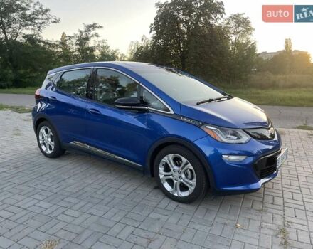 Синий Шевроле Bolt EV, объемом двигателя 0 л и пробегом 62 тыс. км за 15999 $, фото 1 на Automoto.ua