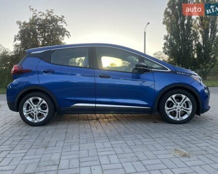 Синий Шевроле Bolt EV, объемом двигателя 0 л и пробегом 62 тыс. км за 15999 $, фото 2 на Automoto.ua