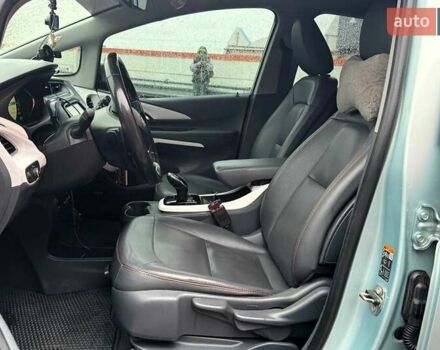 Синий Шевроле Bolt EV, объемом двигателя 0 л и пробегом 93 тыс. км за 14190 $, фото 8 на Automoto.ua