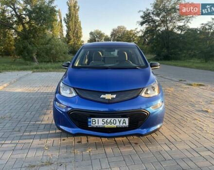 Синий Шевроле Bolt EV, объемом двигателя 0 л и пробегом 62 тыс. км за 15999 $, фото 3 на Automoto.ua