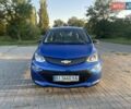 Синий Шевроле Bolt EV, объемом двигателя 0 л и пробегом 62 тыс. км за 15999 $, фото 3 на Automoto.ua