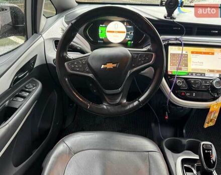 Синий Шевроле Bolt EV, объемом двигателя 0 л и пробегом 93 тыс. км за 14190 $, фото 13 на Automoto.ua