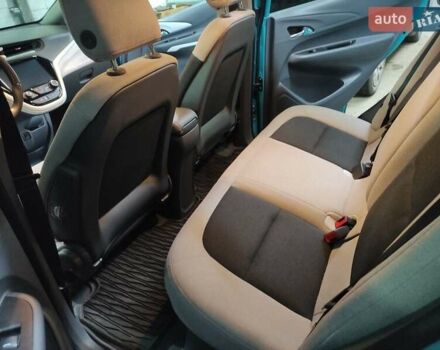 Синий Шевроле Bolt EV, объемом двигателя 0 л и пробегом 49 тыс. км за 16550 $, фото 84 на Automoto.ua