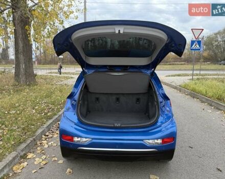 Синий Шевроле Bolt EV, объемом двигателя 0 л и пробегом 146 тыс. км за 15900 $, фото 5 на Automoto.ua