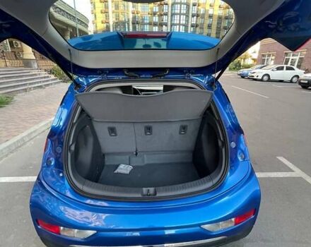 Синий Шевроле Bolt EV, объемом двигателя 0 л и пробегом 27 тыс. км за 15800 $, фото 10 на Automoto.ua