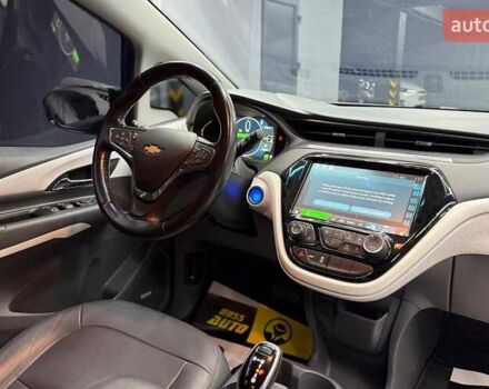 Синий Шевроле Bolt EV, объемом двигателя 0 л и пробегом 63 тыс. км за 17300 $, фото 17 на Automoto.ua