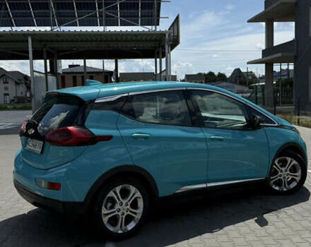 Синий Шевроле Bolt EV, объемом двигателя 0 л и пробегом 105 тыс. км за 15900 $, фото 3 на Automoto.ua