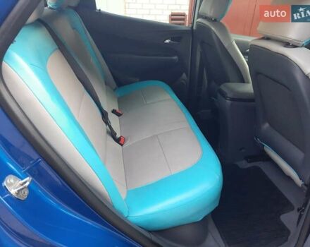 Синий Шевроле Bolt EV, объемом двигателя 0 л и пробегом 82 тыс. км за 15200 $, фото 7 на Automoto.ua