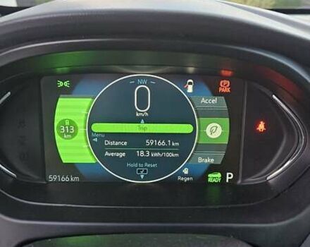 Синий Шевроле Bolt EV, объемом двигателя 0 л и пробегом 60 тыс. км за 16000 $, фото 13 на Automoto.ua