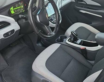 Синий Шевроле Bolt EV, объемом двигателя 0 л и пробегом 60 тыс. км за 16000 $, фото 21 на Automoto.ua