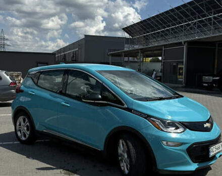 Синий Шевроле Bolt EV, объемом двигателя 0 л и пробегом 105 тыс. км за 15900 $, фото 2 на Automoto.ua
