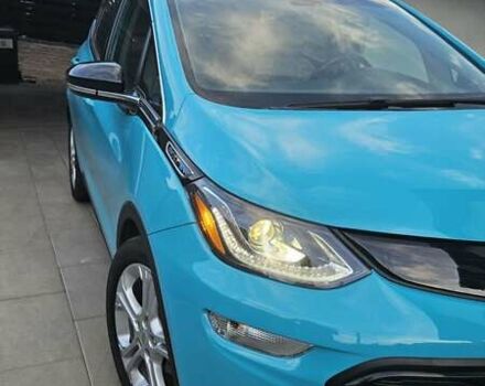 Синий Шевроле Bolt EV, объемом двигателя 0 л и пробегом 60 тыс. км за 16000 $, фото 3 на Automoto.ua