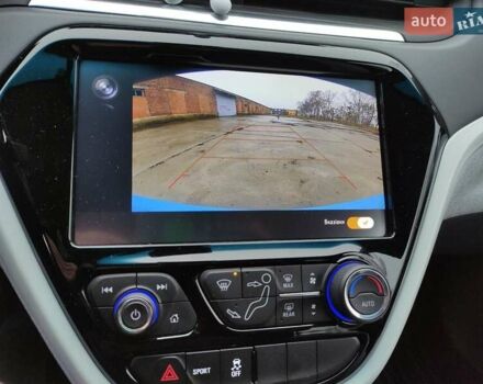 Синий Шевроле Bolt EV, объемом двигателя 0 л и пробегом 49 тыс. км за 16550 $, фото 67 на Automoto.ua