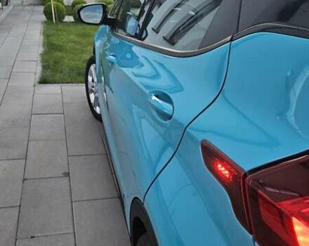 Синий Шевроле Bolt EV, объемом двигателя 0 л и пробегом 60 тыс. км за 16000 $, фото 2 на Automoto.ua