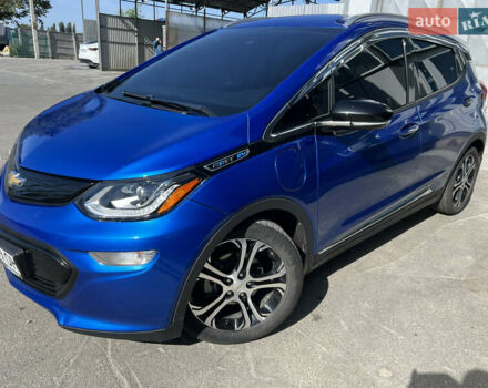 Синий Шевроле Bolt EV, объемом двигателя 0 л и пробегом 87 тыс. км за 18690 $, фото 2 на Automoto.ua