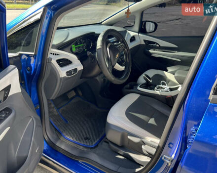 Синий Шевроле Bolt EV, объемом двигателя 0 л и пробегом 87 тыс. км за 18690 $, фото 12 на Automoto.ua