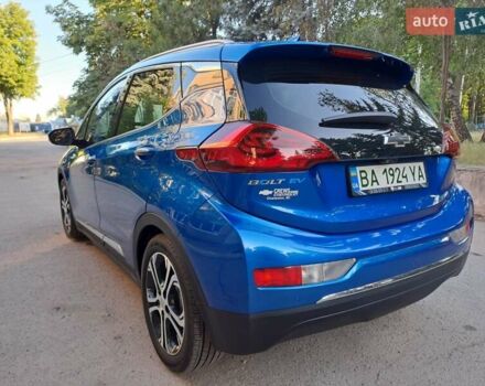 Синий Шевроле Bolt EV, объемом двигателя 0 л и пробегом 7 тыс. км за 16900 $, фото 6 на Automoto.ua