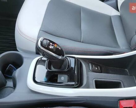 Синий Шевроле Bolt EV, объемом двигателя 0 л и пробегом 85 тыс. км за 16100 $, фото 17 на Automoto.ua