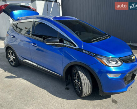 Синий Шевроле Bolt EV, объемом двигателя 0 л и пробегом 87 тыс. км за 18690 $, фото 7 на Automoto.ua